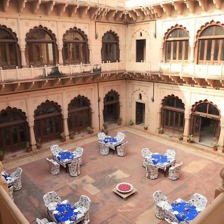 Mahal Khas Palace 珀勒德布尔 外观 照片