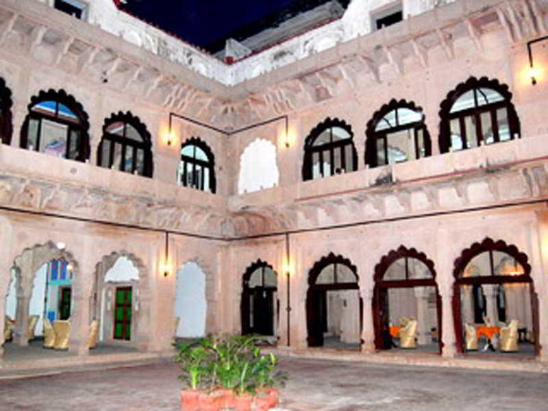 Mahal Khas Palace 珀勒德布尔 外观 照片