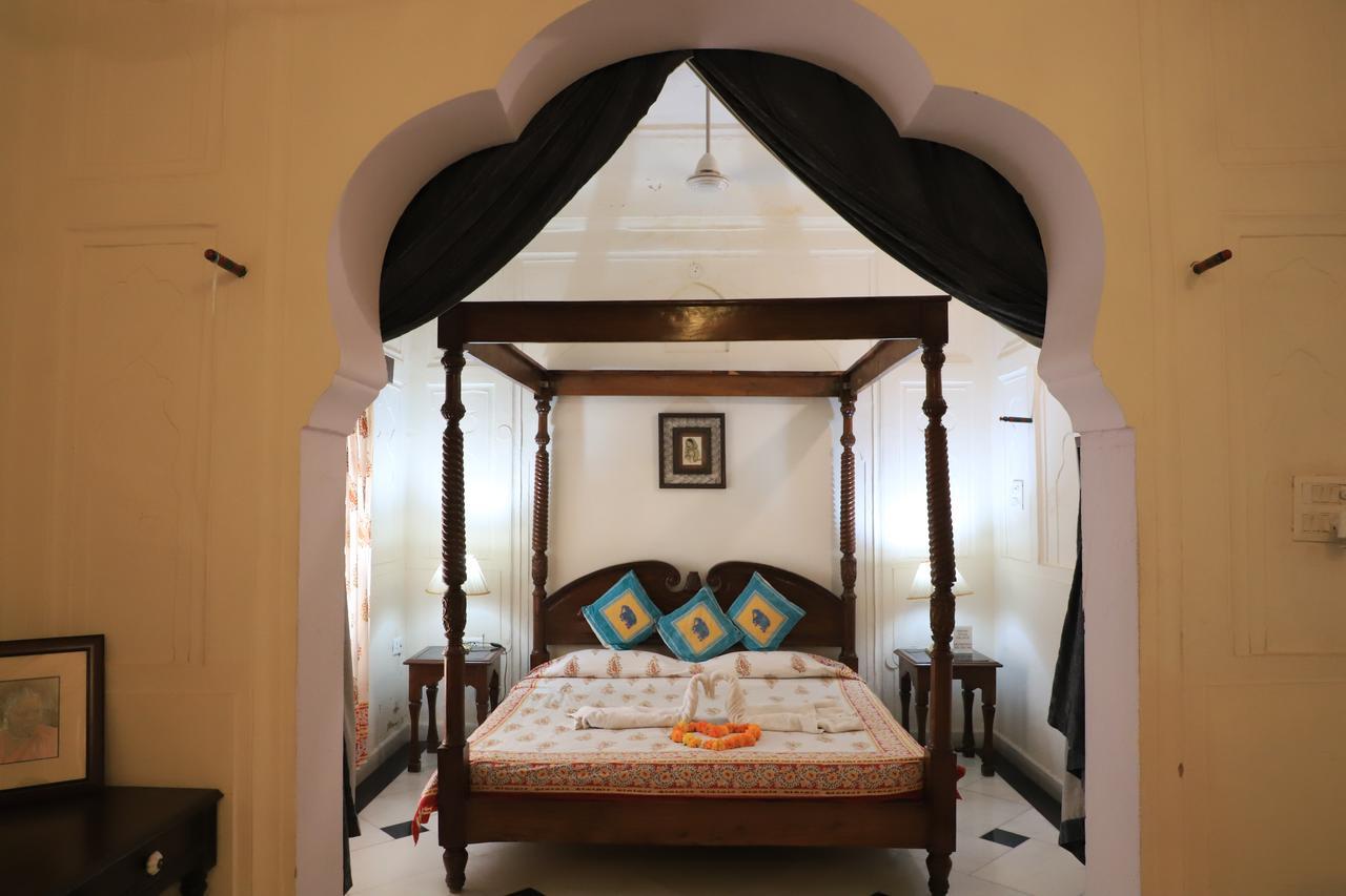 Mahal Khas Palace 珀勒德布尔 外观 照片