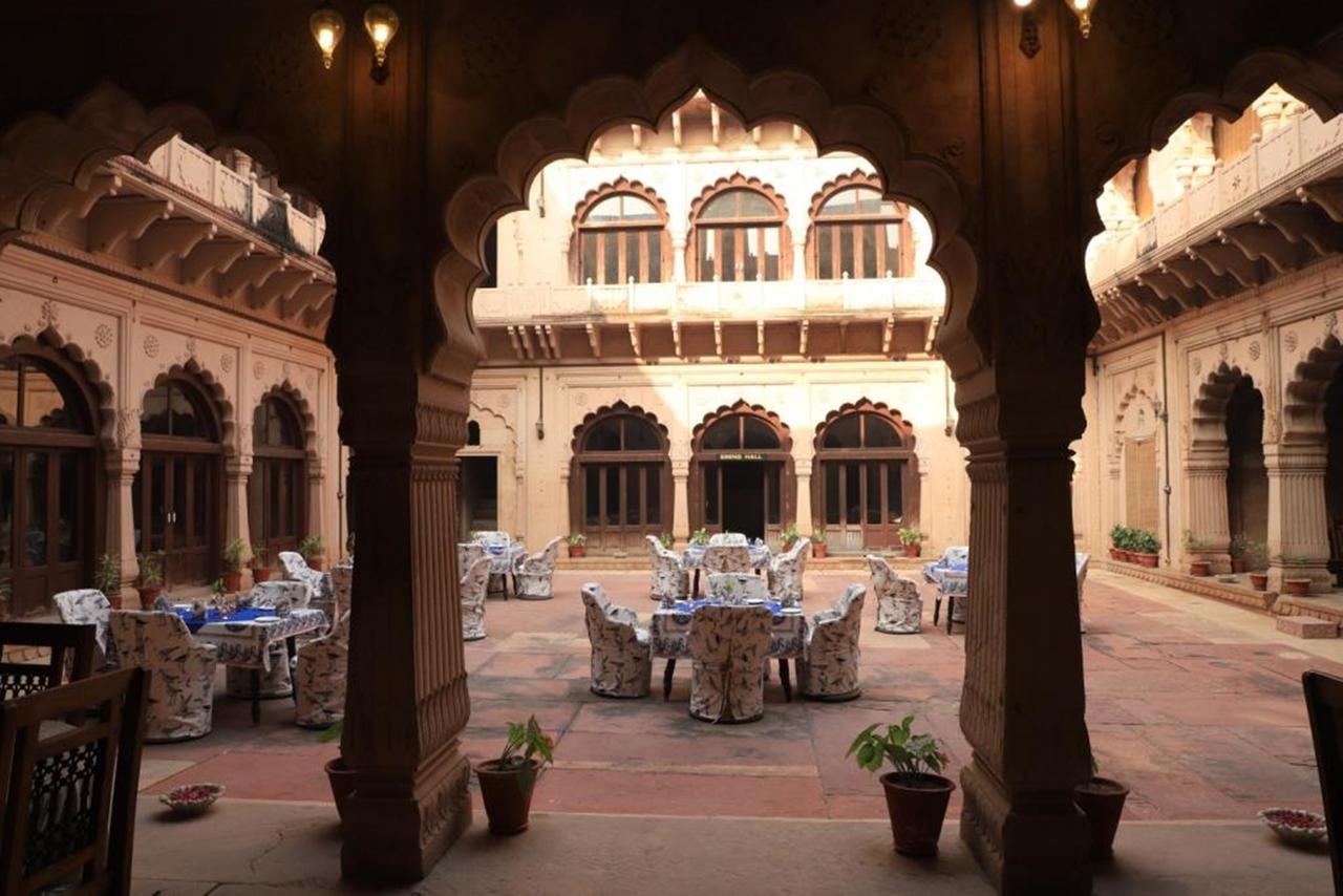 Mahal Khas Palace 珀勒德布尔 外观 照片